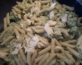 Foto del passaggio 3 della ricetta Pennette con cavolfiore saltate in padella