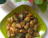 Foto langkah ke 4 dari resep Tumis Terong Bulat.