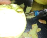 A picture of step 1 of Apple halwa.