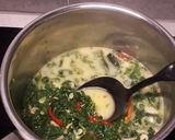 Foto langkah ke 3 dari resep Lodeh daun kale.