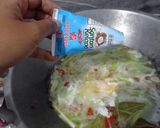 Foto langkah ke 3 dari resep Tumis Tongkol Kuah Santan.