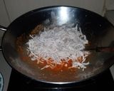 Foto langkah ke 3 dari resep Cilok kuah isi ayam suir.