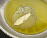 Foto del paso 2 de la receta: Fletán (halibut) con rebozuelos (cantarelas)