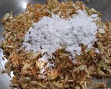 A picture of step 4 of Cabbage Manchurian.