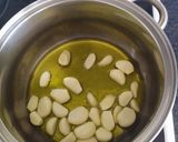 Foto del paso 4 de la receta: Calamares en salsa de ajo