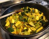 Une image de l'étape 8 de Courgettes et céleri branche aux épices indiennes,ciboulette et citron.