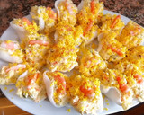 Foto del paso 11 de la receta: Ensaladilla sobre barcas de pan de gambas