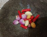 Foto langkah ke 1 dari resep Sambel Goreng Labu Siam (Welok).