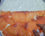 Foto del paso 2 de la receta: Empanada de salmón y Philadelphia