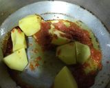 A picture of step 1 of Mutton Karahi akni.