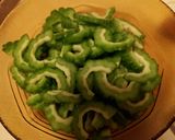 Foto langkah ke 1 dari resep Tumis Pare Tempe Pedas (Tips Agar Tidak Pahit).