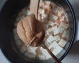 Foto langkah ke 3 dari resep Garlic Miso Soup.