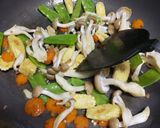 Foto langkah ke 2 dari resep Tahu sayur saus tiram.