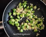 Foto langkah ke 4 dari resep Brokoli Hati Ayam Saus Kecap (toddler).
