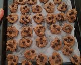Foto langkah ke 4 dari resep Cookies chocochip untuk pemula.