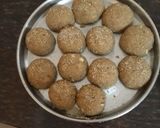 ચુરમા ના લાડુ(Churma Na Laddu Recipe In Gujarati) રેસીપી સ્ટેપ3ફોટો