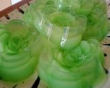 Foto langkah ke 3 dari resep Pudding mawar.
