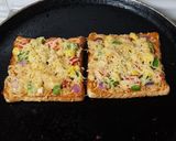 ઈનસ્ટન્ટ બ્રેડ પીઝા, (Bread pizza recipe in Gujarati) રેસીપી સ્ટેપ3ફોટો