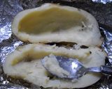 Foto del paso 3 de la receta: Papas rellenas a las brasas