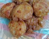 Foto langkah ke 5 dari resep Perkedel Kentang Simpel.