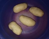 Foto langkah ke 2 dari resep Roti Goreng dan Roti Kukus.