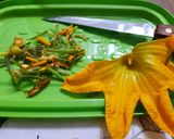 Foto del paso 1 de la receta: Flores de zapallo tipo muffins