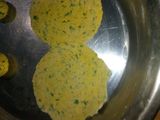धनिया थेपला(dhaniya thepla recipe in Hindi)
