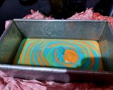 A picture of step 6 of Tiranga Pound Cake.