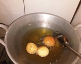Foto langkah ke 6 dari resep Donat isi coklat lumer.