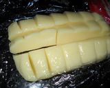 Foto del paso 3 de la receta: Morrón relleno 3 quesos (a las brasas)