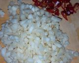 Foto langkah ke 2 dari resep Chilli Oil.