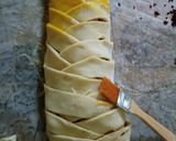 Foto langkah ke 3 dari resep Strudel pisang coklat keju.