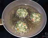 Foto del paso 3 de la receta: Buñuelos de Acelga