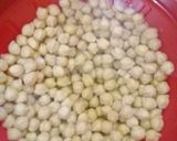 A picture of step 1 of Boiled Channy(ChickPeas).