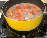 Hình bước làm 2 của món Canh Thịt Bò Nấu Giá & Cà Chua 🍅