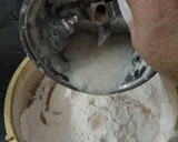 சின்ன வெங்காய முறுக்கு ரெசிபி ஸ்டேப் 3 புகைப்படம்