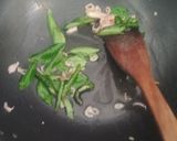 Foto langkah ke 1 dari resep Tumis Udang Aceh.