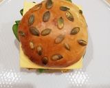 Une image de l'étape 6 de Burger au filet de poulet pané maison.