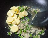 รูปขั้นตอนการทำที่ 4 ของ กะเพราหมูสับ เต้าหู้ไข่ คลีน