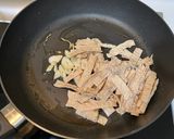 菠菜炒豆皮的食譜步驟1照片
