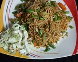 વેજીટેબલ હક્કા નુડલ્સ(veg hakka noodles recipe in Gujarati) રેસીપી સ્ટેપ3ફોટો