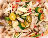 Hình bước làm 4 của món Chân gà ngâm sả tắc