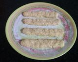 A picture of step 3 of Manchurian frankie roll.