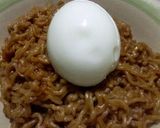 A picture of step 5 of Black Pepper Jollof Noodles.