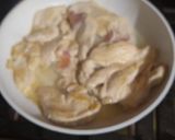 Foto del paso 1 de la receta: Pechugas con salsa de curry y papas doradas