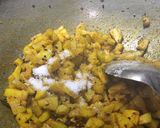 सिम्पल दुधी फ्राय भाजी (Dudhi Fry Bhaji Recipe In Marathi) रेसिपी स्टेप 4 फोटो 