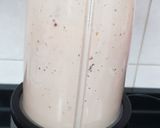 A picture of step 2 of Oats and dates milkshake.