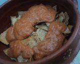 Foto del paso 1 de la receta: Totopos entomatados rancheros con pollo y caldo las Correa. México