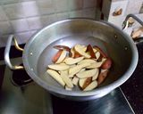 A picture of step 3 of Crispy potato wedges with mint tomato chutni.