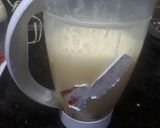 A picture of step 1 of Mango mastani.